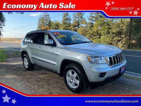 2011 Jeep Grand Cherokee Laredo 4x4 4dr SUV - cars & trucks - by... for sale in Riverbank, CA