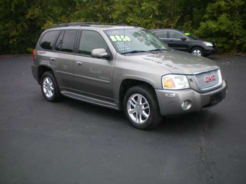 2007 GMC ENVOY DENALI 4X4 AUTO A/C LEATHER SUNROOF 5.3L NICE - cars... for sale in Pataskala, OH