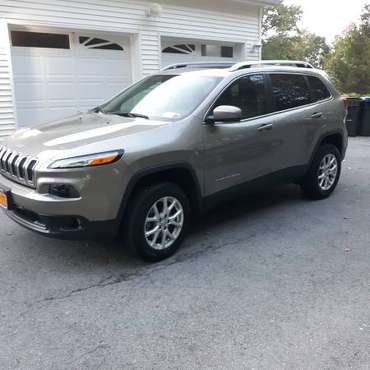 2017 Jeep Cherokee for sale in Chester, NY