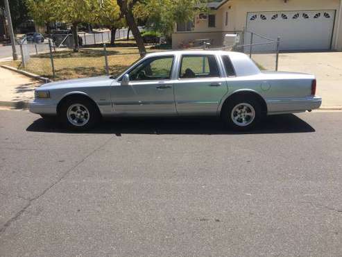 1995 Lincoln Town Car for sale in Escondido, CA