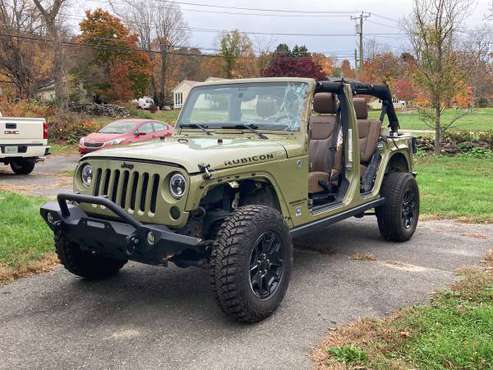 2013 Jeep Wrangler Unlimited Rubicon 4dr Commando Green / Saddle 6... for sale in Waterbury, NY