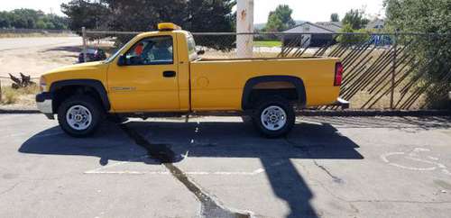 2001 GMC 2500 4X4 PICKUP - cars & trucks - by dealer - vehicle... for sale in Atascadero, CA