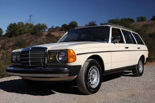 FANTASTIC 82 MERCEDES BENZ 300TD WAGON - cars & trucks - by owner -... for sale in Woodland Hills, CA