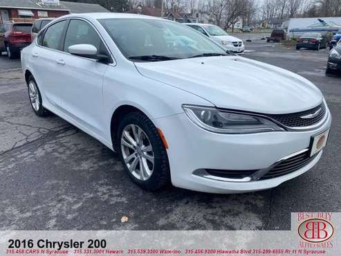 2016 CHRYSLER 200! REMOTE START! PUSH TO START! BACKUP CAM!... for sale in N SYRACUSE, NY