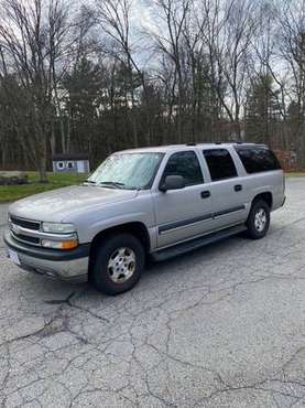 2004 Suburban - cars & trucks - by owner - vehicle automotive sale for sale in Medway, MA