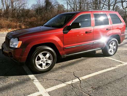 2007 Jeep Grand Cherokee Laredo 4x4 SUV // Very CLEAN // SNOW Ready... for sale in East Derry, ME