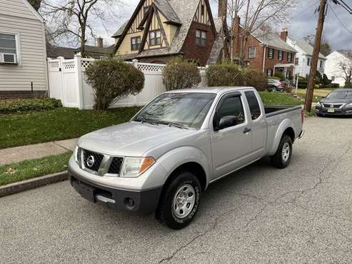 Nissan Frontier 2006 ( MANUAL TRANSMISION) - cars & trucks - by... for sale in Paterson, NJ