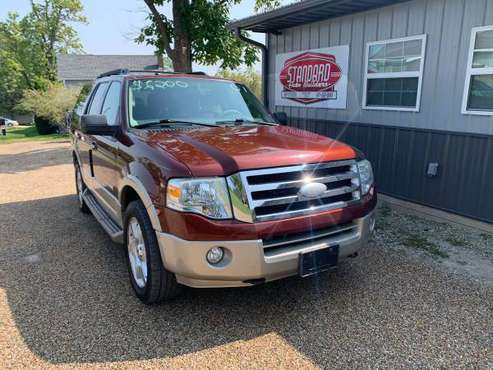 2007 Ford Expedition 4X4 - cars & trucks - by dealer - vehicle... for sale in Eldon, IA