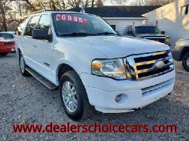 2007 Ford Expedition 4x4 8 passenger. Super clean. - cars & trucks -... for sale in Highland, IL