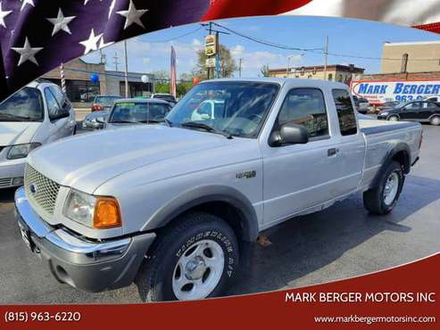LOW LOW MILES 4X4 EXT CAB 4 DOOR 2002 FORD RANGER - cars & for sale in Rockford, IL