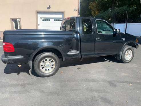 2001 FORD F150 XLT - cars & trucks - by owner - vehicle automotive... for sale in White Plains, NY