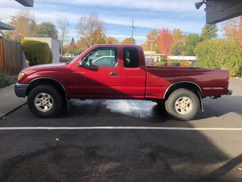 2000 Toyota Tacoma SR5 4WD - cars & trucks - by owner - vehicle... for sale in Santa Rosa, CA