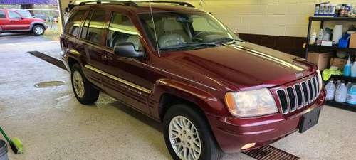 2004 Jeep Grand Cherokee - - by dealer - vehicle for sale in Lansing, MI