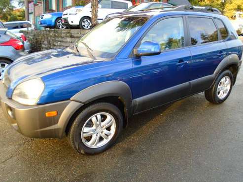 2006 Hyundai Tucson - cars & trucks - by dealer - vehicle automotive... for sale in Seattle, WA