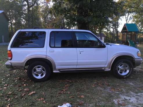 2000 Ford Explorer-Eddie Bauer - cars & trucks - by owner - vehicle... for sale in Vass, NC