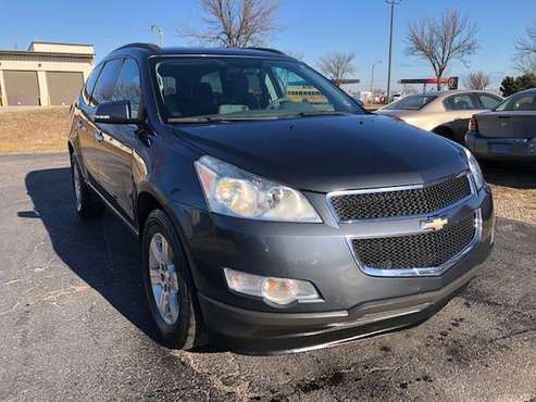 2011 Chevrolet Traverse LT *** 127K MILES *** - cars & trucks - by... for sale in milwaukee, WI