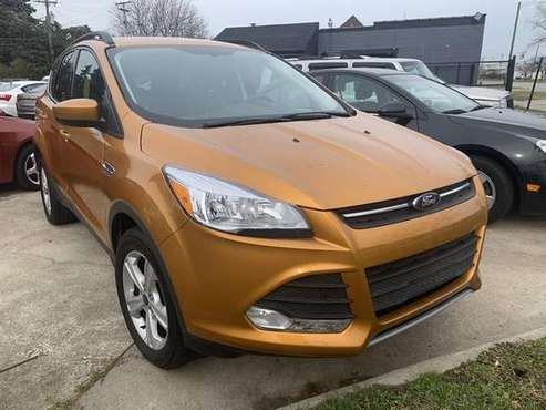 2016 FORD ESCAPE SE $1000 DOWN CALL FOR DETAILS! - cars & trucks -... for sale in Warren, MI