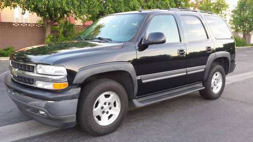 2006 Chevy Tahoe LT 5 3L, Leather, Moonroof, DVD, 3rd Seat CLEAN for sale in Selma, CA