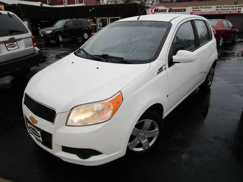 *GAS SAVER*GAS SAVER* 2009 CHEVY AVEO * SUPER CLEAN* - cars & trucks... for sale in Rockford, IL