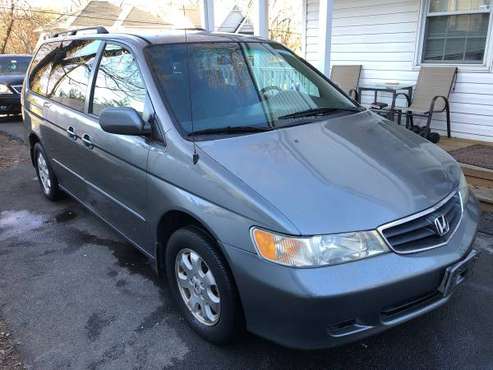 2002 Honda Odyssey 183,000 miles runs good no issues - cars & trucks... for sale in Falls Church, District Of Columbia
