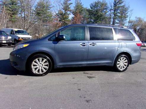 2017 Toyota Sienna LE 7 Passenger AWD 4dr Mini Van WE CAN FINANCE... for sale in Londonderry, NH