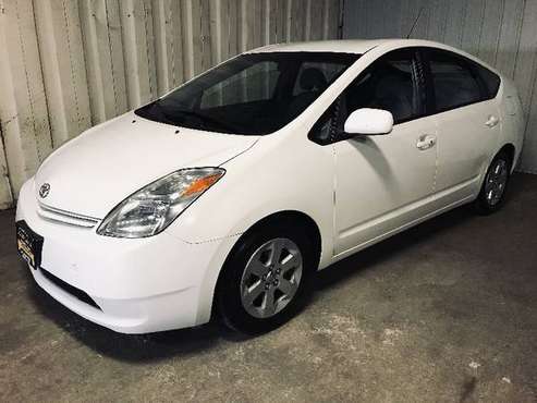 2005 Toyota Prius 4-Door Liftback - cars & trucks - by dealer -... for sale in Madison, WI