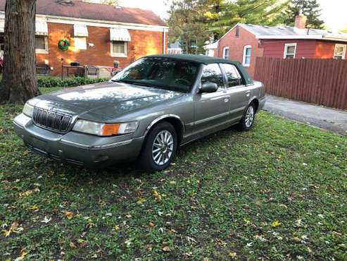 Mercury grand marquis.. well maintained.. good tires.. 117k miles for sale in Crest Hill, IL