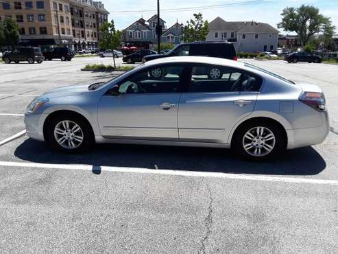 2010 Nissan Altima 2.5s, 4 cyl, Push-Button Start, Great Condition -... for sale in Palatine, IL