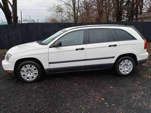 2006 Chrylser Pacifica - cars & trucks - by dealer - vehicle... for sale in Indianapolis, IN