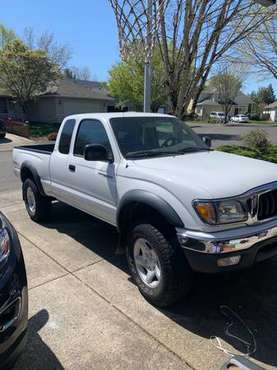 Toyota Tacoma low mi - - by dealer - vehicle for sale in Portland, OR