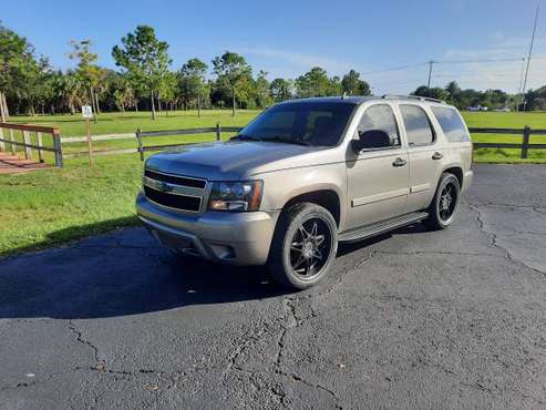 2007 CHEVY TAHOE ONLY $1600 DOWN - cars & trucks - by dealer -... for sale in Sarasota, FL
