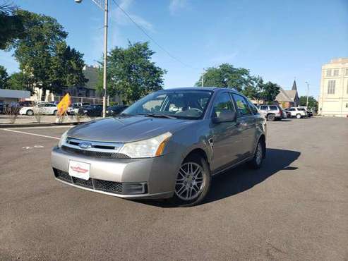 2008 FORD FOCUS for sale in Kenosha, WI