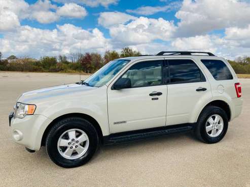 2008 Ford Escape ‘73Kmiles’ CLEAN - cars & trucks - by dealer -... for sale in San Antonio, TX