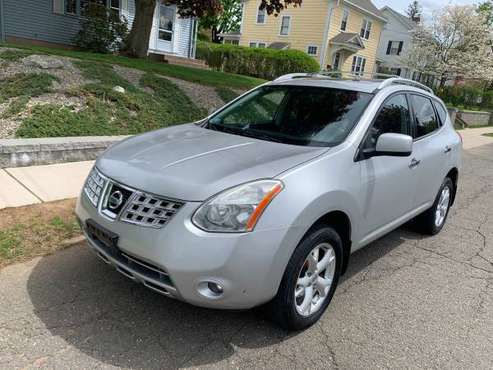 2010 Nissan Rogue SL for sale in East Hartford, CT