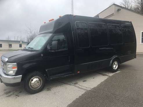 2009 Ford E-450 Mini-Coach - cars & trucks - by owner - vehicle... for sale in Middlebury, VT