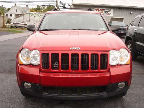 2010 Jeep Grand Cherokee Laredo 4X4 - cars & trucks - by dealer -... for sale in New Cumberland, PA