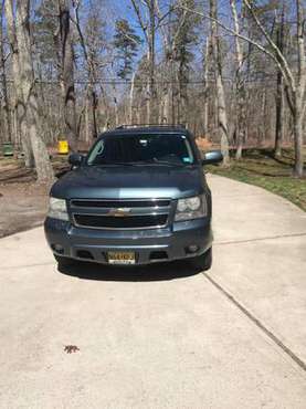 2009 chevrolet tahoe 4x4 great condition for sale in Lakewood, NJ