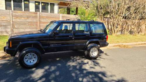 2000 Jeep Cherokee Sport 4x4 - cars & trucks - by owner - vehicle... for sale in Austin, TX