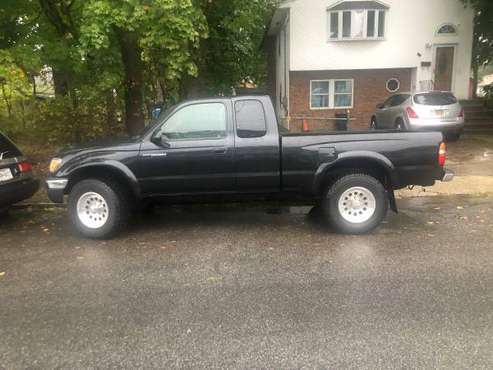 Toyota tacoma for sale in Westbury , NY