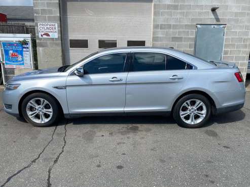 2013 ford taurus - cars & trucks - by dealer - vehicle automotive sale for sale in Indian Orchard, MA