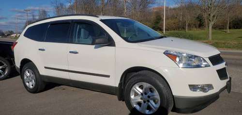 12 CHEVY TRAVERSE LS- ONLY 89K MILES, SUPER CLEAN/ NICE, 2 TO CHOOSE... for sale in Miamisburg, OH