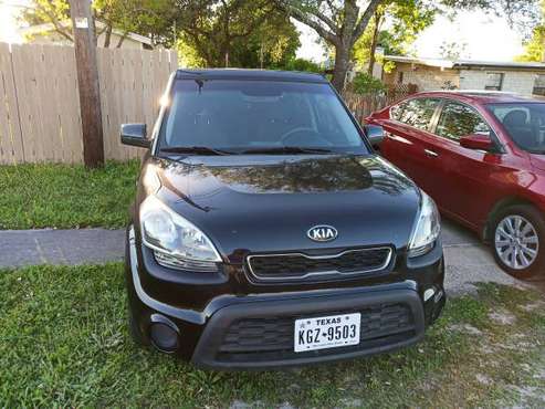 2013 Kia Soul + 70k miles - cars & trucks - by owner - vehicle... for sale in Pflugerville, TX