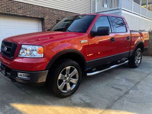 REDUCED: 2004 Ford F150 SuperCrew FX4 4WD Ultra Low 18k miles - cars... for sale in Wilkesboro, NC