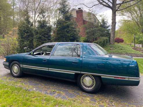 1994 Cadillac Sedan deVille for sale in Pittsburgh, PA