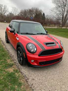 Mini Cooper S - cars & trucks - by owner - vehicle automotive sale for sale in Ypsilanti, MI