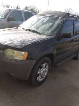 2004 Ford Escape - cars & trucks - by owner - vehicle automotive sale for sale in Fargo, ND