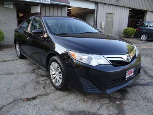 2013 Toyota Camry LE 4 Cyl Auto 1 Owner! - cars & trucks - by dealer... for sale in Londonderry, MA
