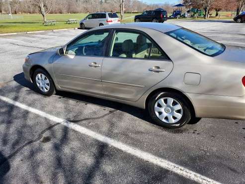 2003 Toyota Camry LE - cars & trucks - by owner - vehicle automotive... for sale in Fletcher, NC