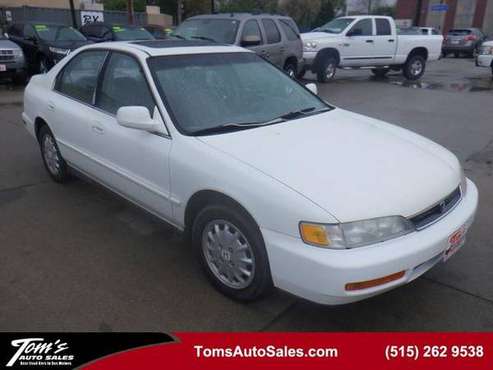 1996 Honda Accord - - by dealer - vehicle automotive for sale in Des Moines, IA