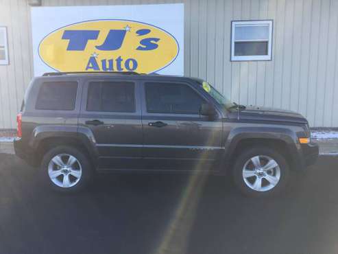 2016 Jeep Patriot Sport AWD *Low Miles - cars & trucks - by dealer -... for sale in Wisconsin Rapids, WI